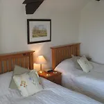 Clyde House 4* 莱伯恩