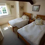 Clyde House 4* 莱伯恩
