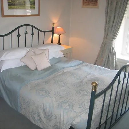 Clyde House 4*