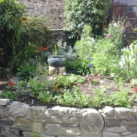 بيت ضيافة Clyde House ليبرن